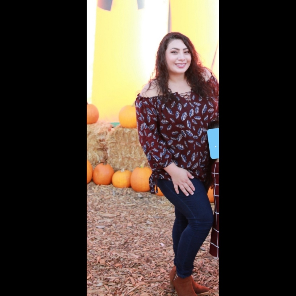 Blouse - Picture 2 of 2